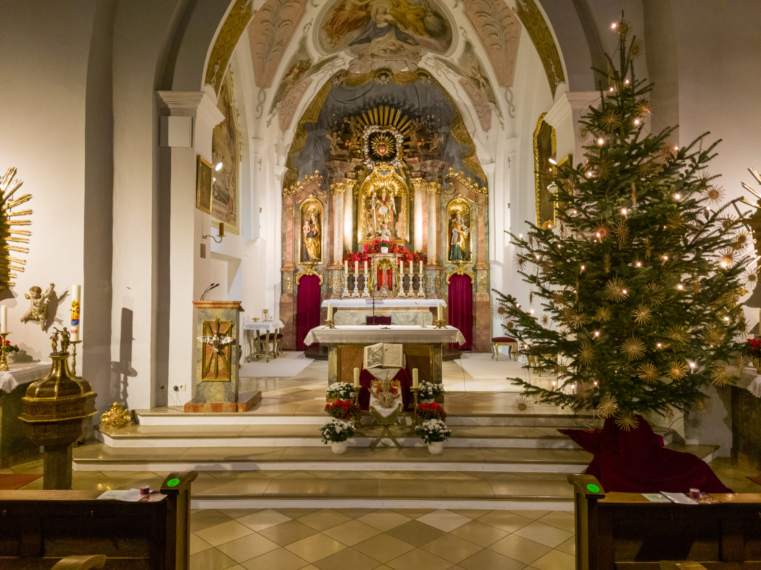 Gottesdienste an Heiligabend und den Weihnachtsfeiertagen